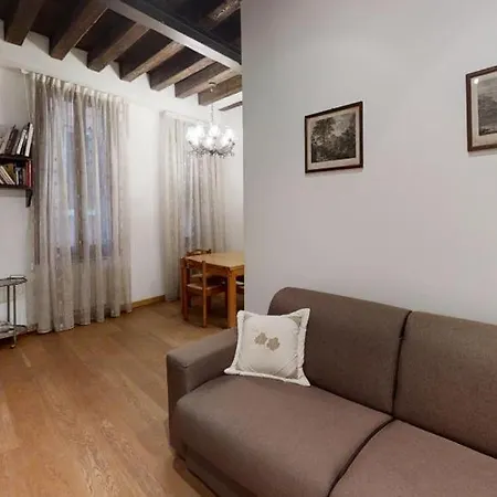 Apartament Holiday La Gondola Wenecja